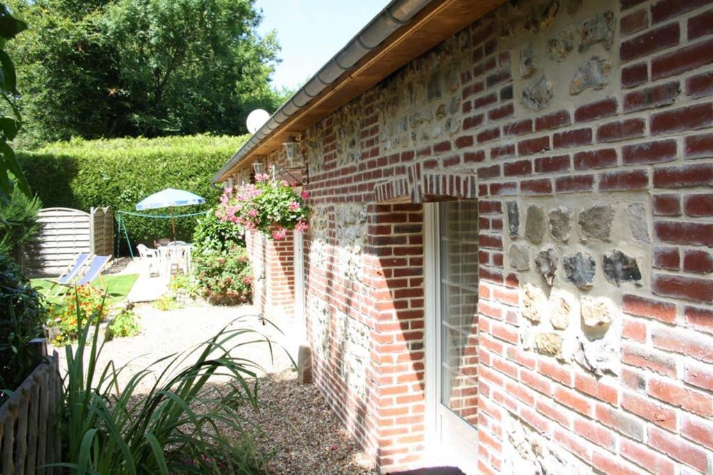 Villa L'Ecurie D'Hubert Gerponville Exterior foto